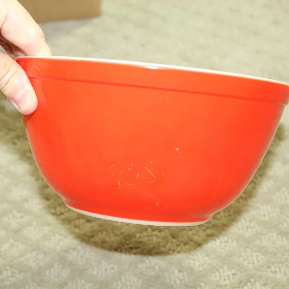 Set of 4 Vintage Pyrex Friendship Nesting Mixing Bowls 401 / 402 / 403 /404